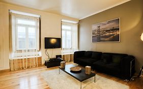 Bmyguest - Bairro Alto Charming Apartment
